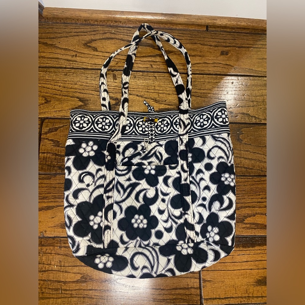 Vera Bradley Toggle Tote Bag Pattern:  Day & Night